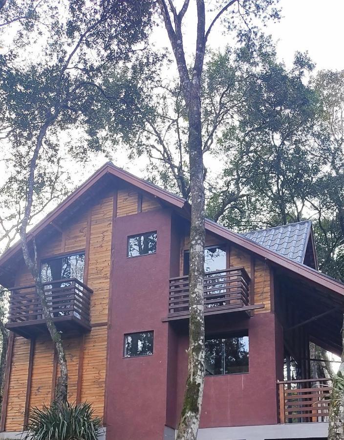 Chalé em frente ao zoológico Villa Curitiba Esterno foto
